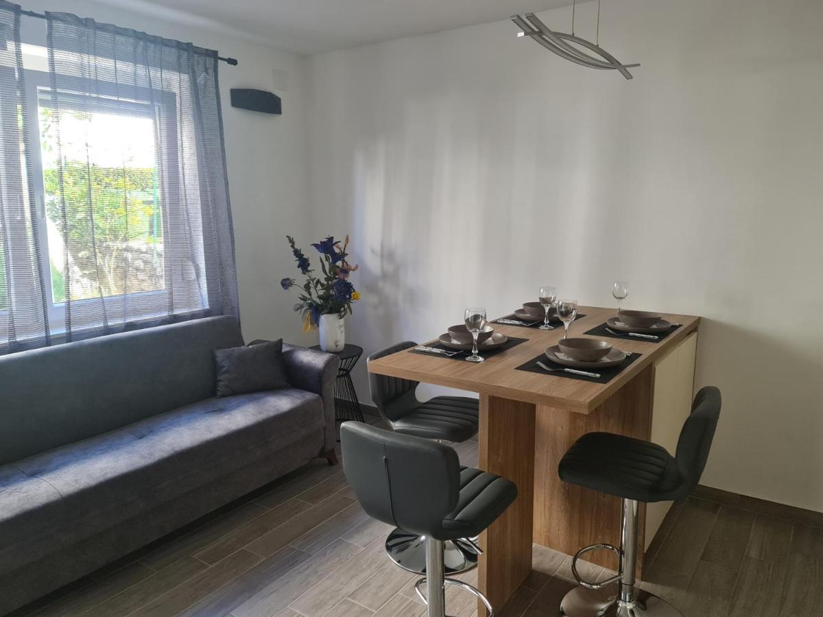 Apartman Nika Crikvenica Eksteriør billede